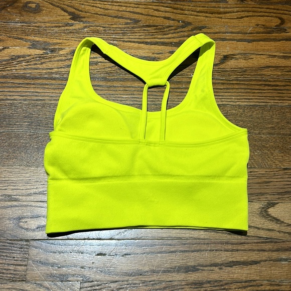 Seamless Racerback Bra - Picture 3 of 3